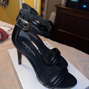 Kenneth Cole Strappy Black Heels